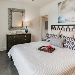 Rest and recharge in the peaceful ambiance of our relaxing and spacious bedrooms! âï¸ðŸ’¤
Click the link in our bio to check out our floor plans!
#discoverdecatur #exploredecatur #decaturliving #decaturhomes #decaturapartments #decaturluxuryapartments #decaturluxeliving #decaturluxuryliving Instagram post from @inkwelldecatur on July 11, 2024 15:16:16pm